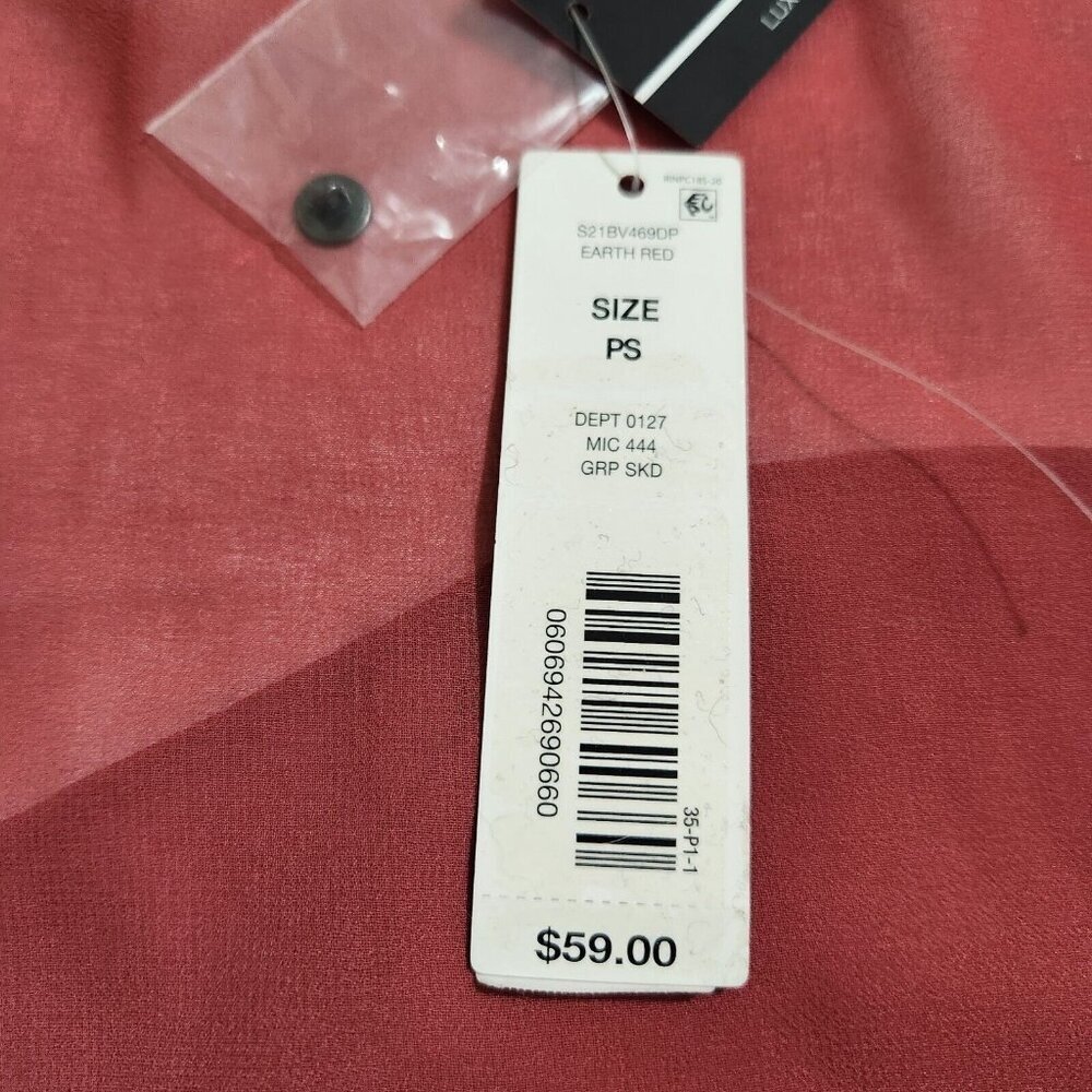 INVESTMENTS OPEN FRONT ROLL TAB SLEEVE CHIFFON TOP SIZE PETITES S EARTH RED ---7 - Picture 8 of 10